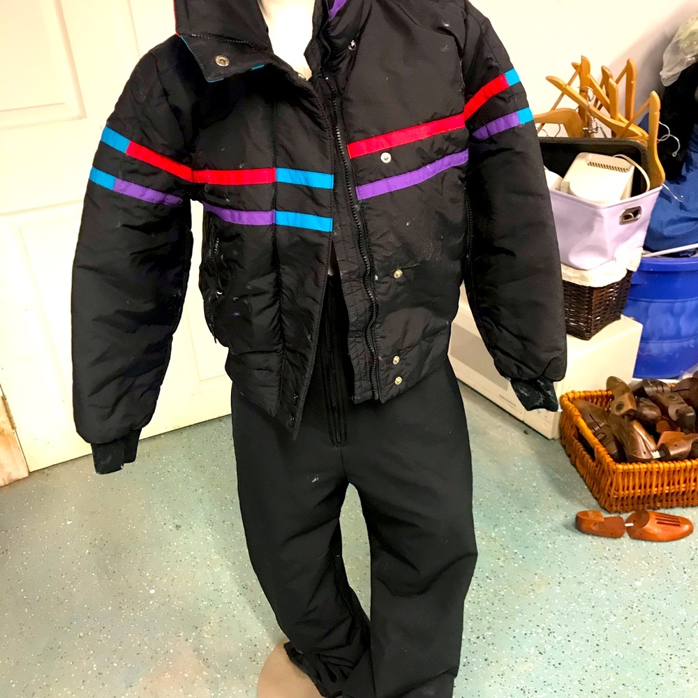 White Snag Snow Suit(Snow Pants and Ski Jacket)